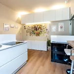 Lumina3 Luxury Pensjonat 4*