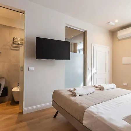 Pensión Lumina3 Luxury 4*
