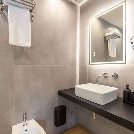 Pensión Lumina3 Luxury 4*